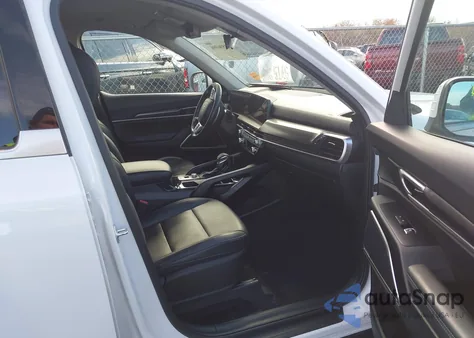 2024 Kia Telluride Lx z USA, uszkodzony, nr VIN 5XYP24GC4RG455330